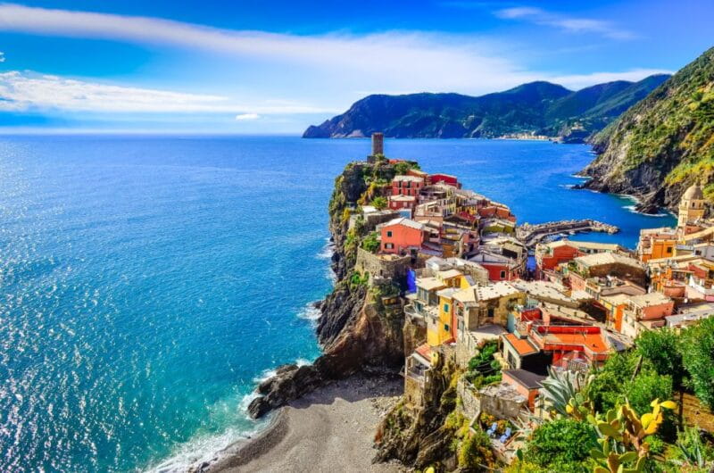 From La Spezia: Highlights of Cinque Terre with A Guide - Exploring the Villages: From Riomaggiore to Monterosso