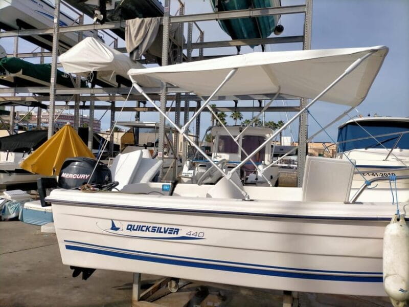 From las Palmas : Day sailing experience along the coast - Who Will Get the Most Out of This Experience?