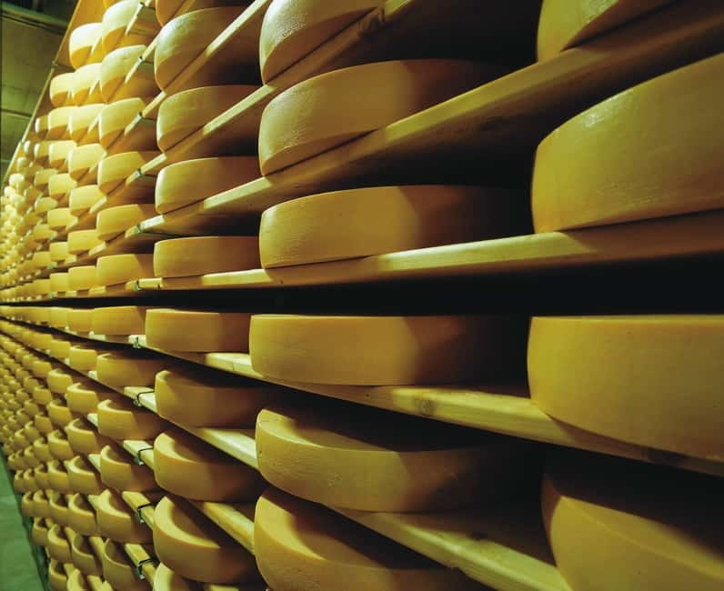 From Lausanne: Gruyères Tour with Train, Chocolate & Cheese - Key points / Takeaways