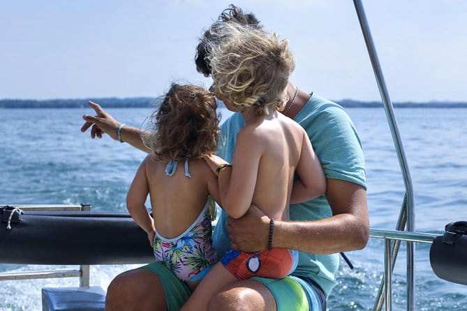 From Lazise: Southern Lake Garda cruise with lunch - Who is this tour best suited for?