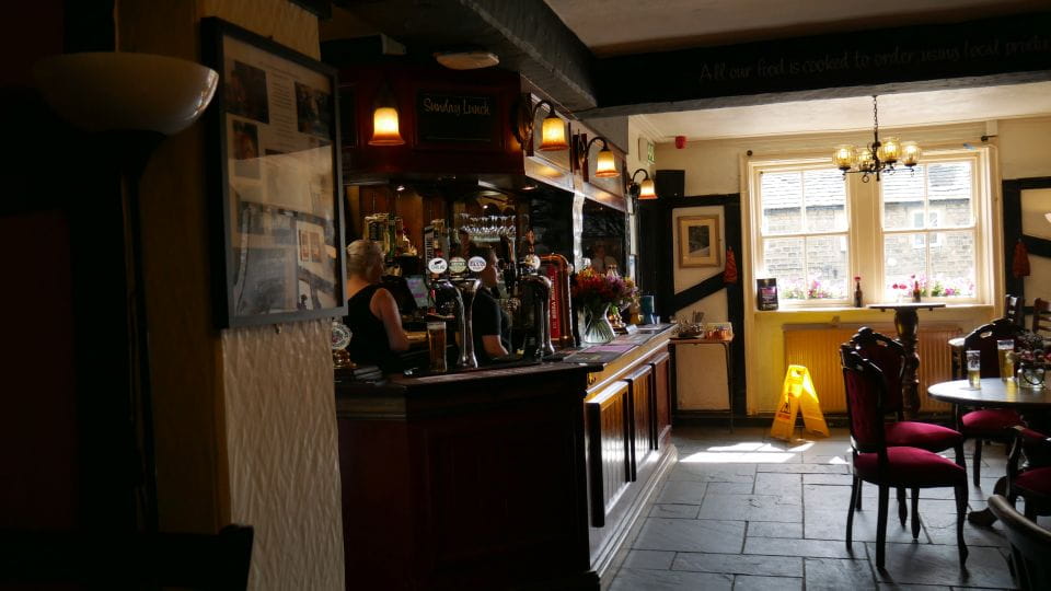 From Leeds: Yorkshire Dales Emmerdale Locations Bus Tour - Highlights of the Tour