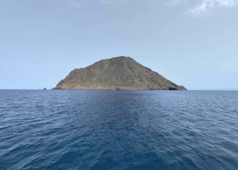 From Lipari: Alicudi & Filicudi boat tour (8 hours) SMALL GROUP - Key Points / Takeaways