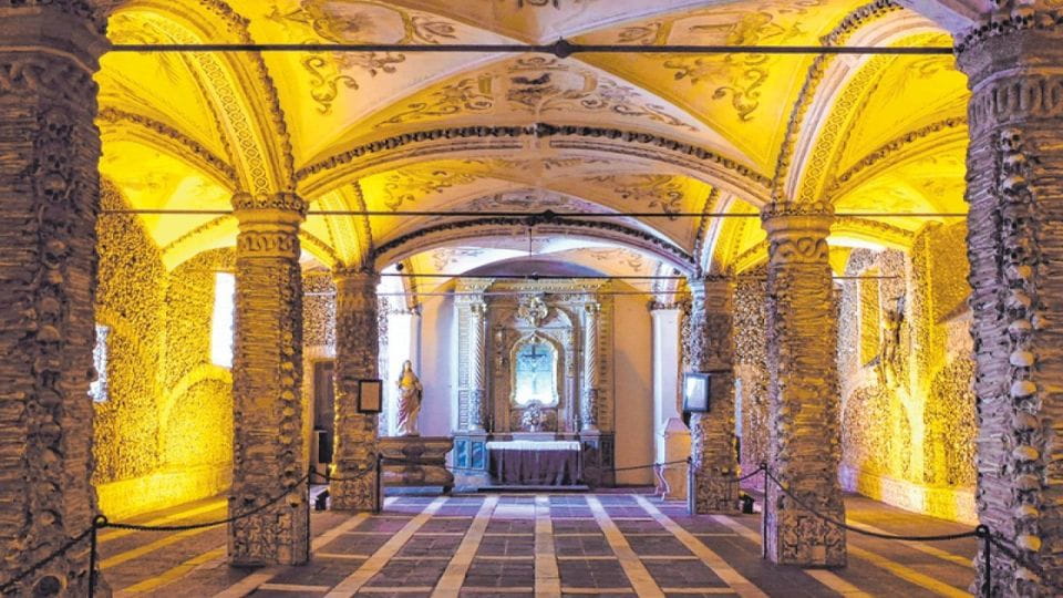 From Lisbon: Évora and Monsaraz Day Tour With Wine Tasting - Key Points