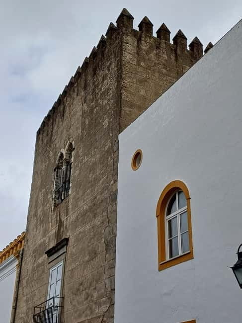 From Lisbon: Évora, Vila Viçosa, and Wine Cellars Day Trip - Key points / Takeaways