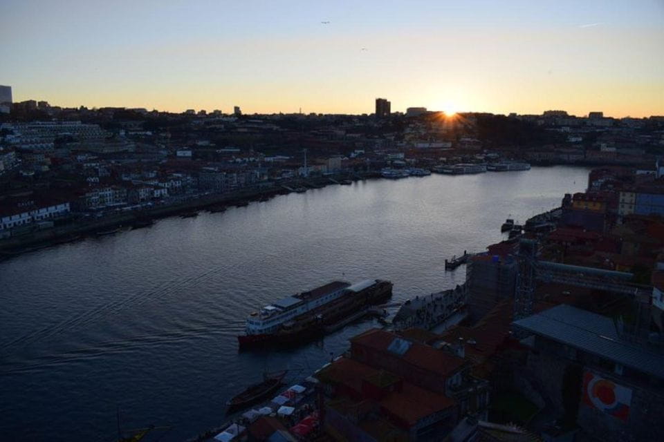 From Lisbon: Private Porto Sightseeing Tour - Included in the Tour