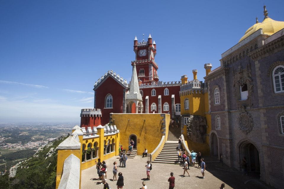 From Lisbon: Sintra and Cascais Full-Day Tour - Itinerary Highlights