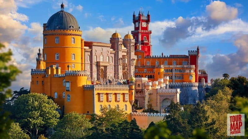 From Lisbon: Sintra Day Trip with Pena Palace and More - Entering The Fairy-tale World of Pena Palace
