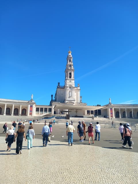 From Lisbon - Visit Fátima, Batalha, Nazaré and Óbidos - Key points / Takeaways