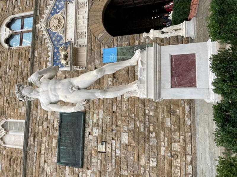 From Livorno: Guided Day Trip to Florence and Pisa by Bus - Logistics and Comfort: Making the Most of the Day