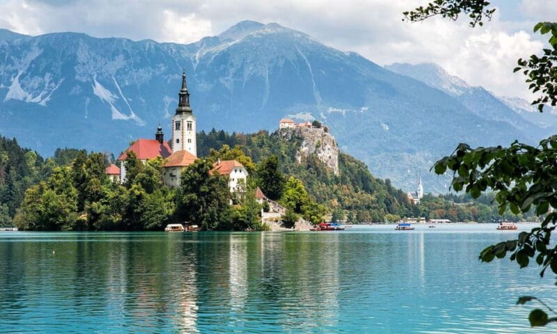 From Ljubljana: Lake Bled Day Tour - Discovering the Charm of Lake Bled from Ljubljana
