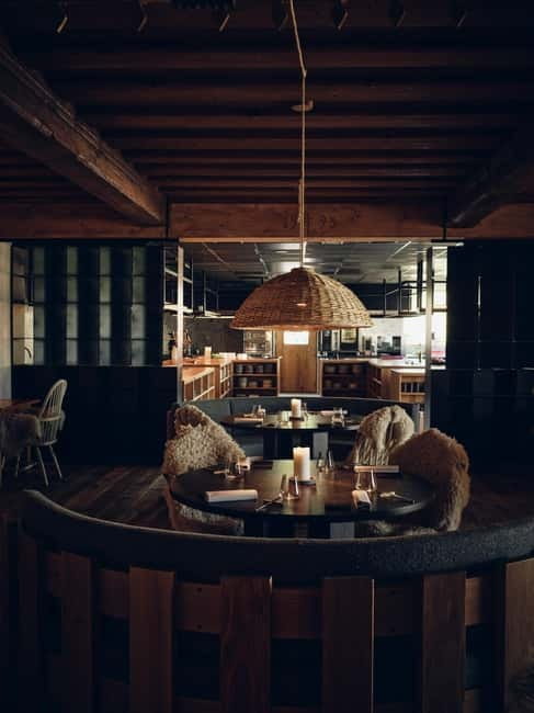 From Ljubljana: Michelin star dinner and tour - Visiting a Traditional Duck Farm: A Glimpse into Rural Life