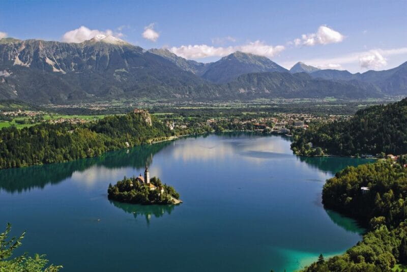From Ljubljana: Trip to Lake Bled and Bled Castle - Exploring the Magic of Lake Bled