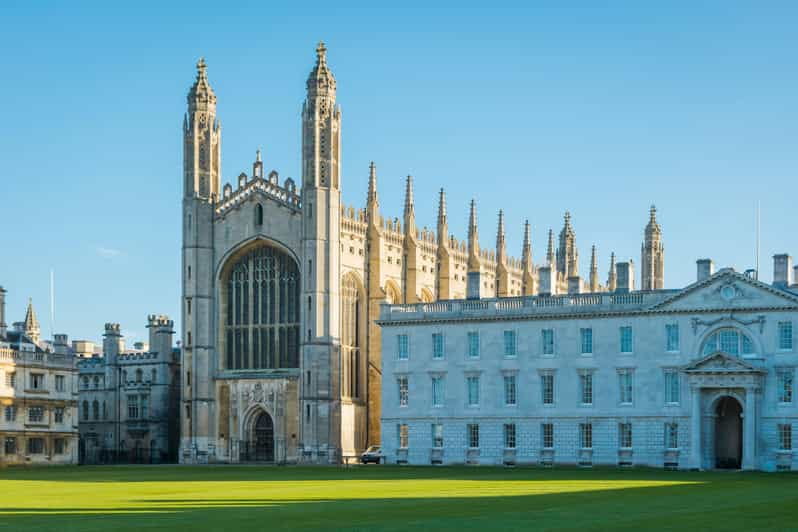 From London: Day Tour to Cambridge University+Windsor Castle - Discovering Cambridge University: Academic Grandeur and Charming Streets