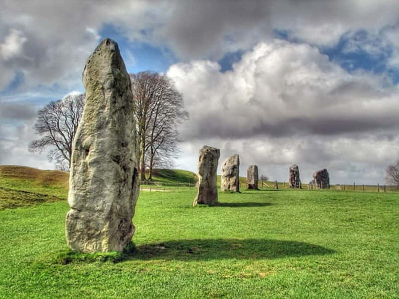 From London: Stonehenge & The Stone Circles of Avebury Tour - FAQs
