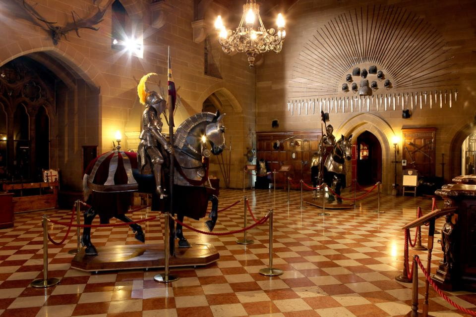 From London: Warwick, Oxford, Stratford & Cotswolds Day Tour - Warwick Castle Exploration