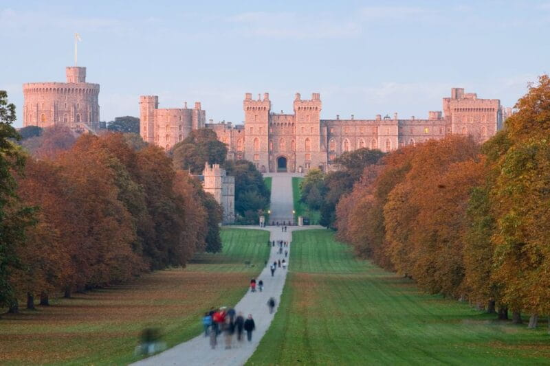 From London: Windsor Castle and Stonehenge Day Trip - Discovering Windsor Castle: A Royal Residence with Lasting Charm
