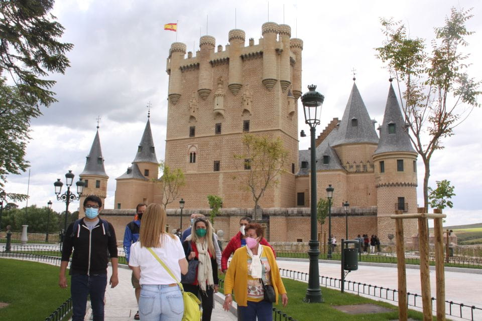 From Madrid: Avila and Segovia Full-Day Tour - Participant Information