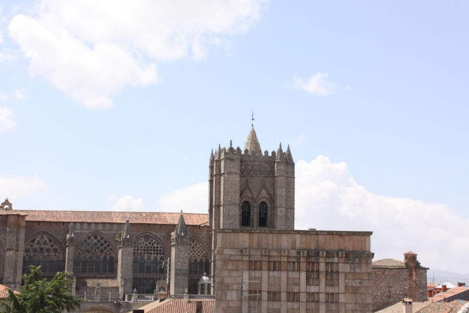 From Madrid: Avila and Segovia Full-Day Tour - Departure and Return Details