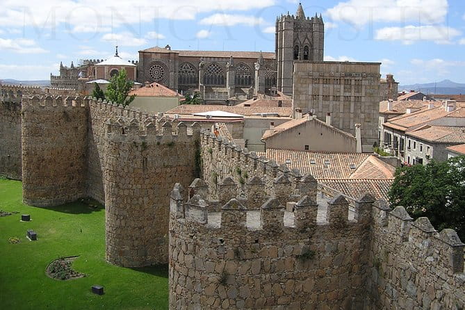From Madrid : Full-Day Avila and Segovia ComBo Tour (with Transportation) - FAQ