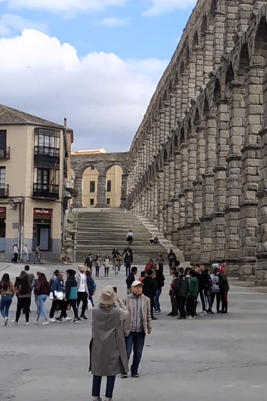 From Madrid: Half-Day or Full-Day Trip to Segovia - How the Tour Works: From Madrid to Segovia and Back
