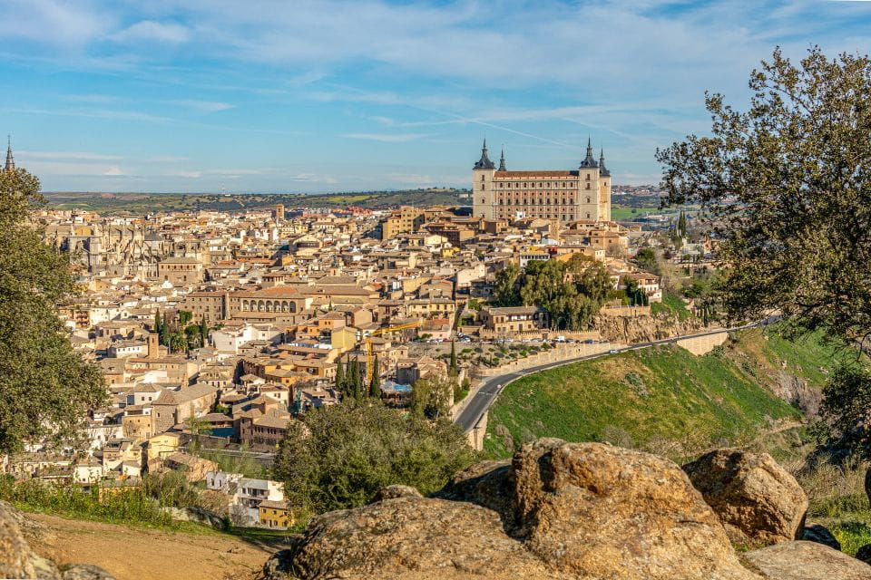 From Madrid: Toledo Day Trip W/ Walking Tour & Lookout Visit - Experience and Highlights