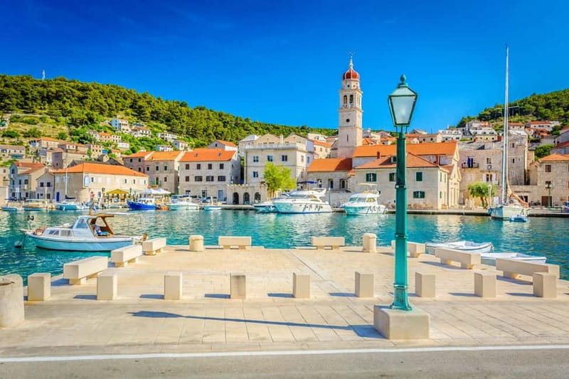 From Makarska: Blue Lagoon with charming villages of Brac - Luke Bay: Relaxing and Scenic