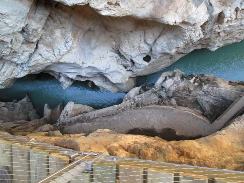 From Malaga: Caminito del Rey Tour with Entry & Pickup - Exploring the Caminito del Rey: A Deep Dive