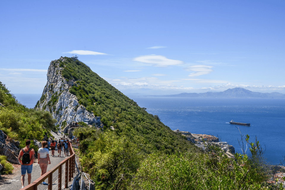 From Malaga: Full-Day Trip to Gibraltar - Experience Highlights