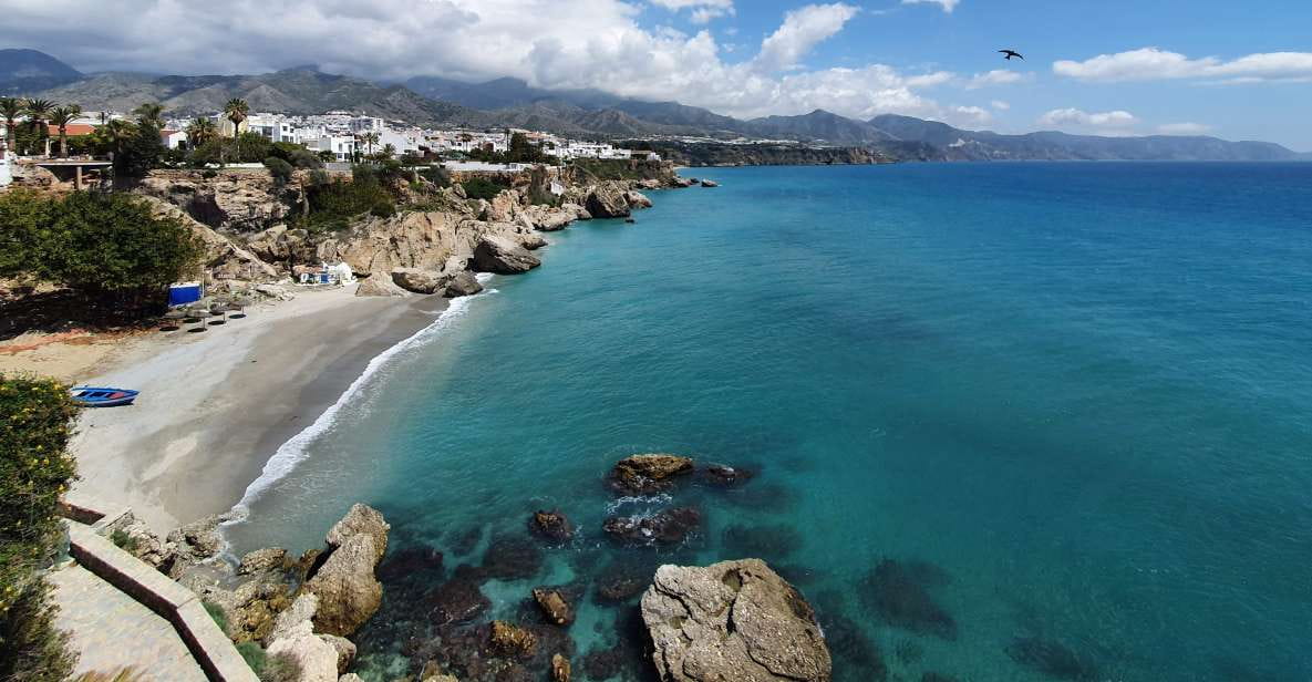 From Málaga: Guided Day Trip to the Villages of Nerja & Frigiliana - Exploring Frigiliana