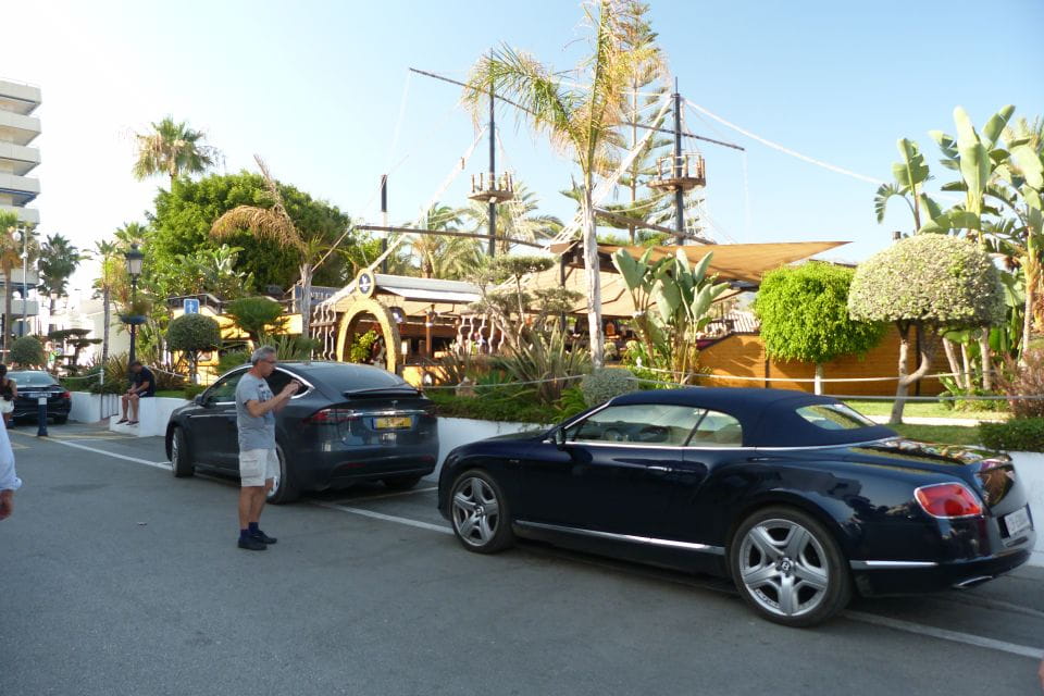 From Malaga or Costa Del Sol: Mijas, Marbella & Puerto Banus - Exploring Marbella Old Town