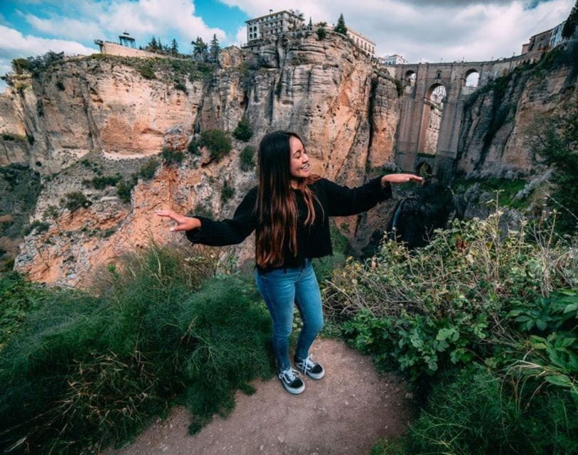 From Malaga: Ronda & Setenil De Las Bodegas Guided Day Trip - Tips for a Great Experience