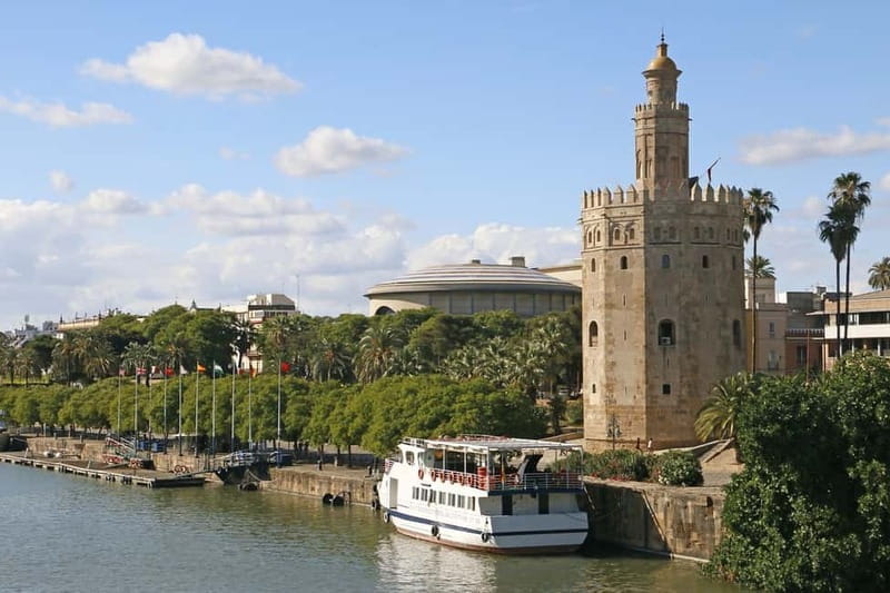 From Malaga: Seville Day Trip with Real Alcázar Tickets - The Alcázar: A Must-See Royal Palace