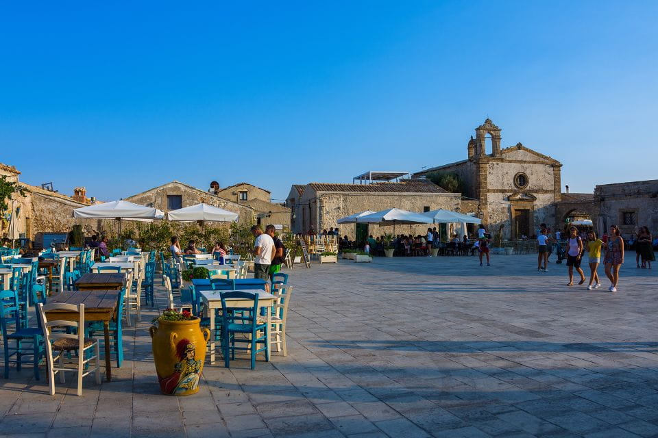 From Malta: Syracuse and Marzamemi Day Trip With Guide - Exploring Marzamemi