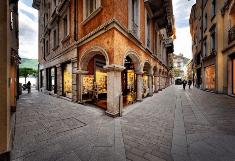 From Milan: Como, Bellagio, and Lugano Exclusive Boat Tour - Water Taxi Back to the Mainland