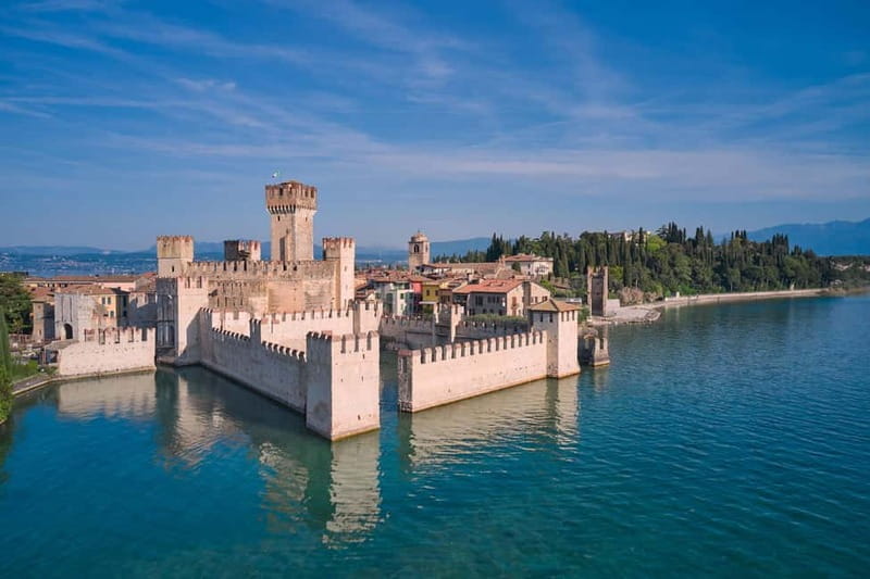 From Milan: Verona, Sirmione, Lake Garda Private Boat cruise - Exploring Verona: The Heart of Italy’s Romantic Past