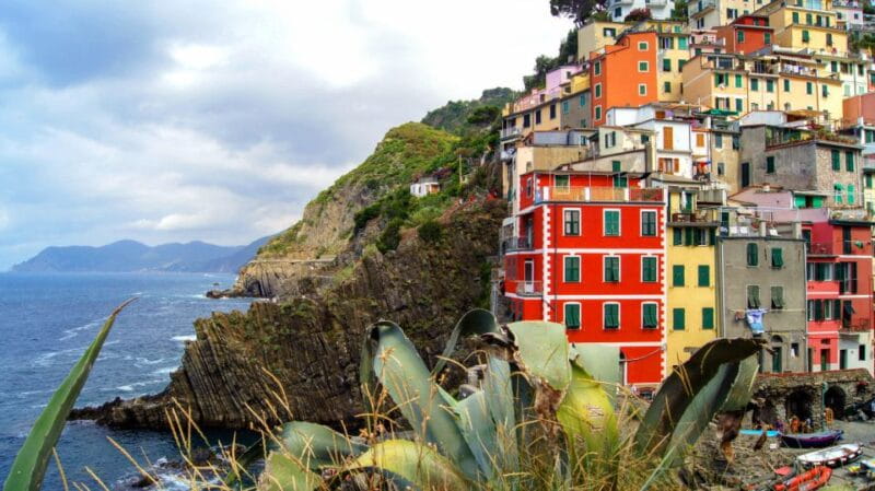 From Montecatini: Private Cinque Terre Tour with Pisa - Key Points / Takeaways