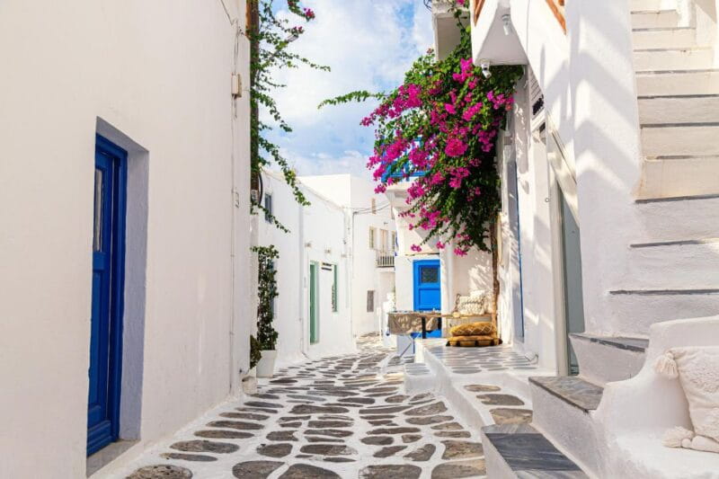 From Mykonos Cruise Port: Old Town Visit and Beach Getaway - Savoring Greek Flavors and Local Shops