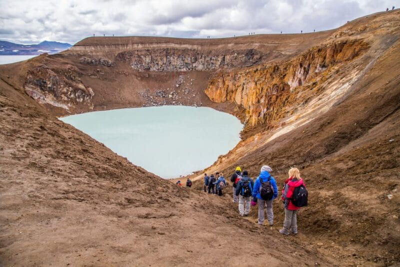 From Mývatn Lake: Askja Volcano & Wilderness Super Jeep Tour - FAQ
