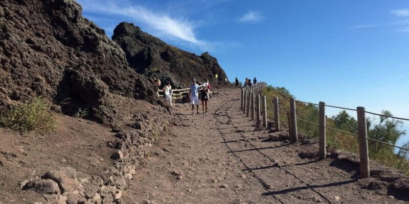 From Naples: Mt. Vesuvius VIP tour/Small group - Exploring the Vesuvius VIP Tour: A Detailed Look