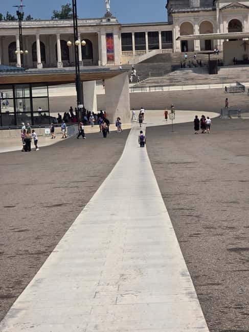 From Nazaré - Tomar, Fátima, Batalha, Alcobaça, & Óbidos - Strolling Through Óbidos’ Medieval Charm