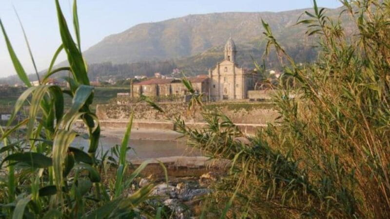 From Oia: 9-Day Guided Camino Walking Tour to Santiago - Who Will Love This Tour?