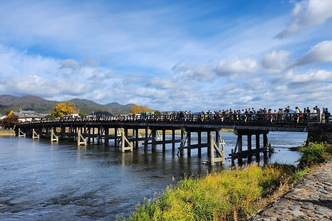 From Osaka: Himeji Castle, Arima Onsen and Mt.Rokko 1Day Bus Tour - Meeting Point and Departure Details