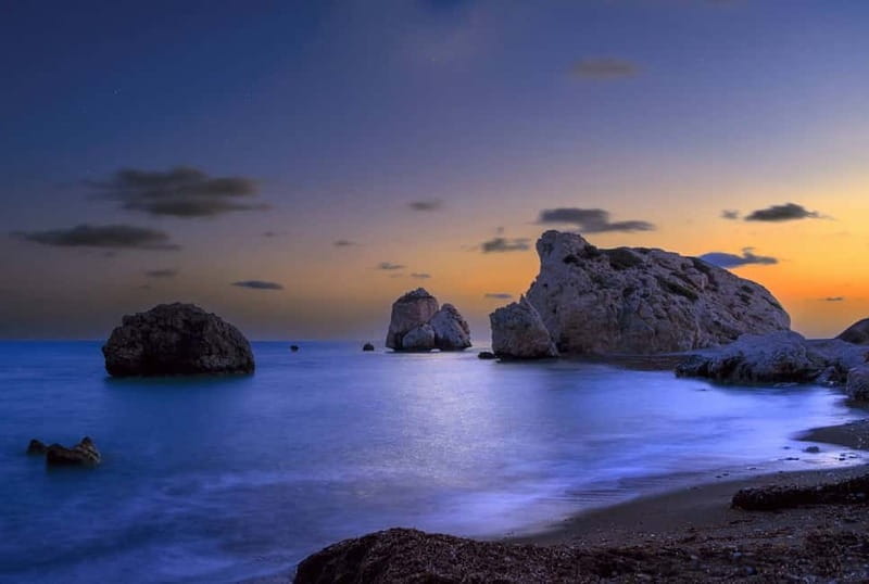 From Paphos: Sunset Drink at Aphrodite's Rock & Folk Dinner - The Folk Music, Dancing, and Local Atmosphere