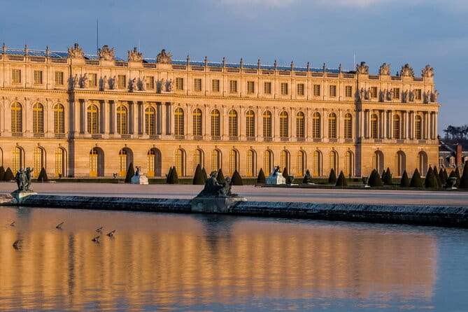 From Paris : Palace of Versailles and Gardens by Bus - FAQ