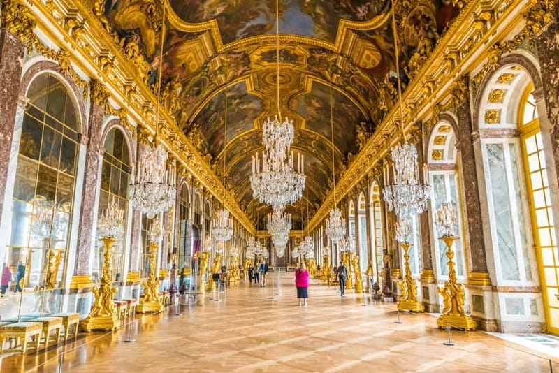From Paris: Versailles Palace Guided Tour with Bus Transfers - The Full-Day Giverny Extension