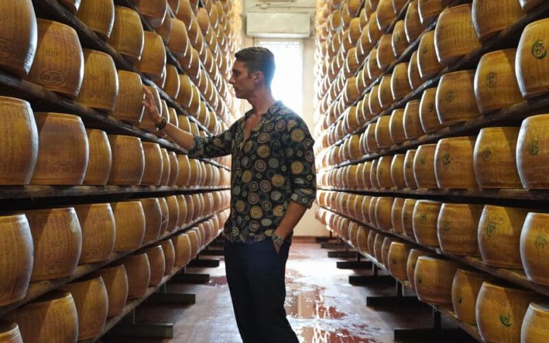 From Parma: Parmigiano and Parma Ham Guided Food Tour - The Parma Ham Farm Experience