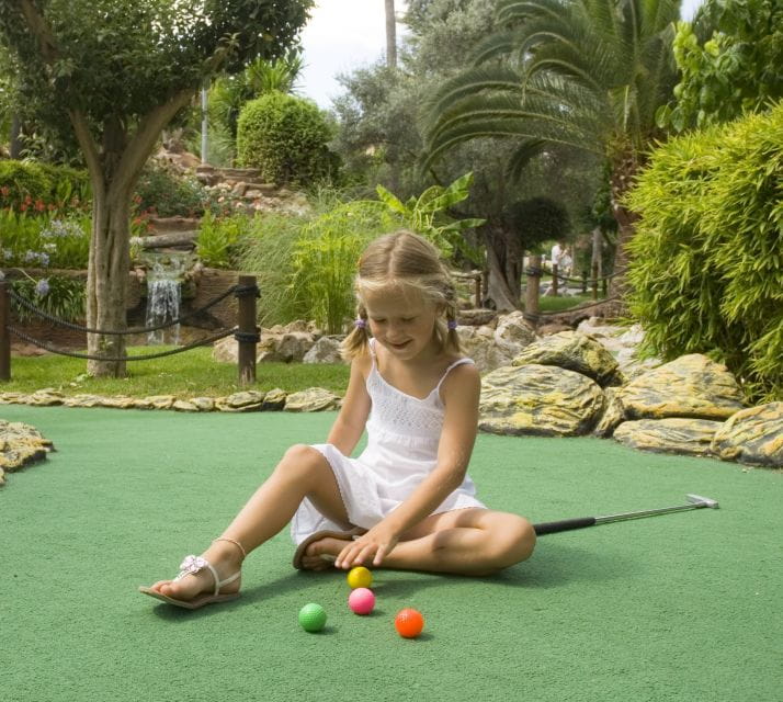 From Port Alcudia: Magaluf Shuttle Bus - Meeting Points Explained