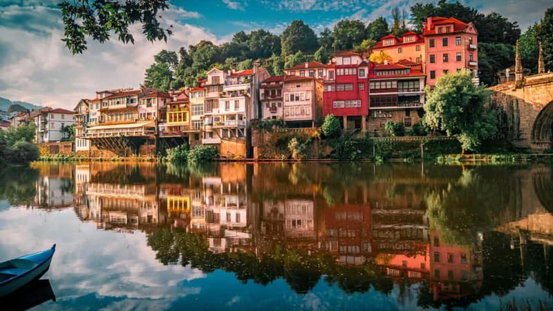 From Porto: Douro Valley Tour - Discovering the Douro Valley: A Rich Tapestry of Scenery and Stories