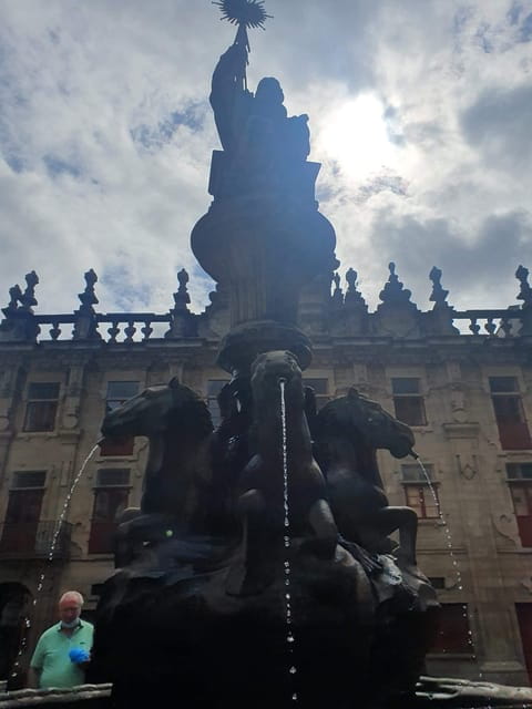 From Porto to Santiago de Compostela up to 3 Stops - Key Points / Takeaways