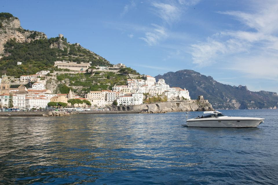 From Positano: Private Boat Tour to Capri or Amalfi - Exploring the Grottoes of Capri